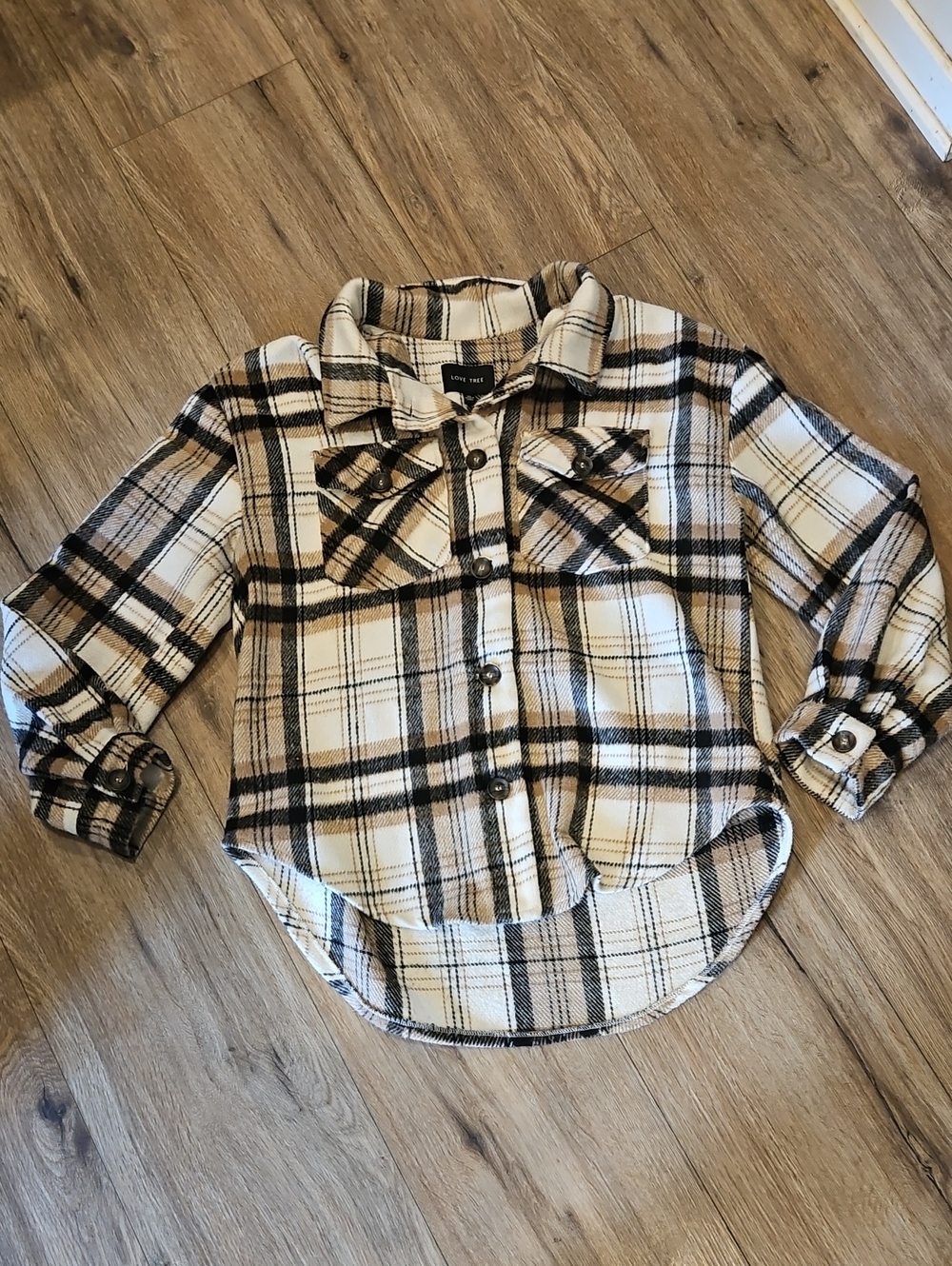 Love Tree Oversized Plaid Flannel Shacket Jacket | Cream & Brown | Size M
